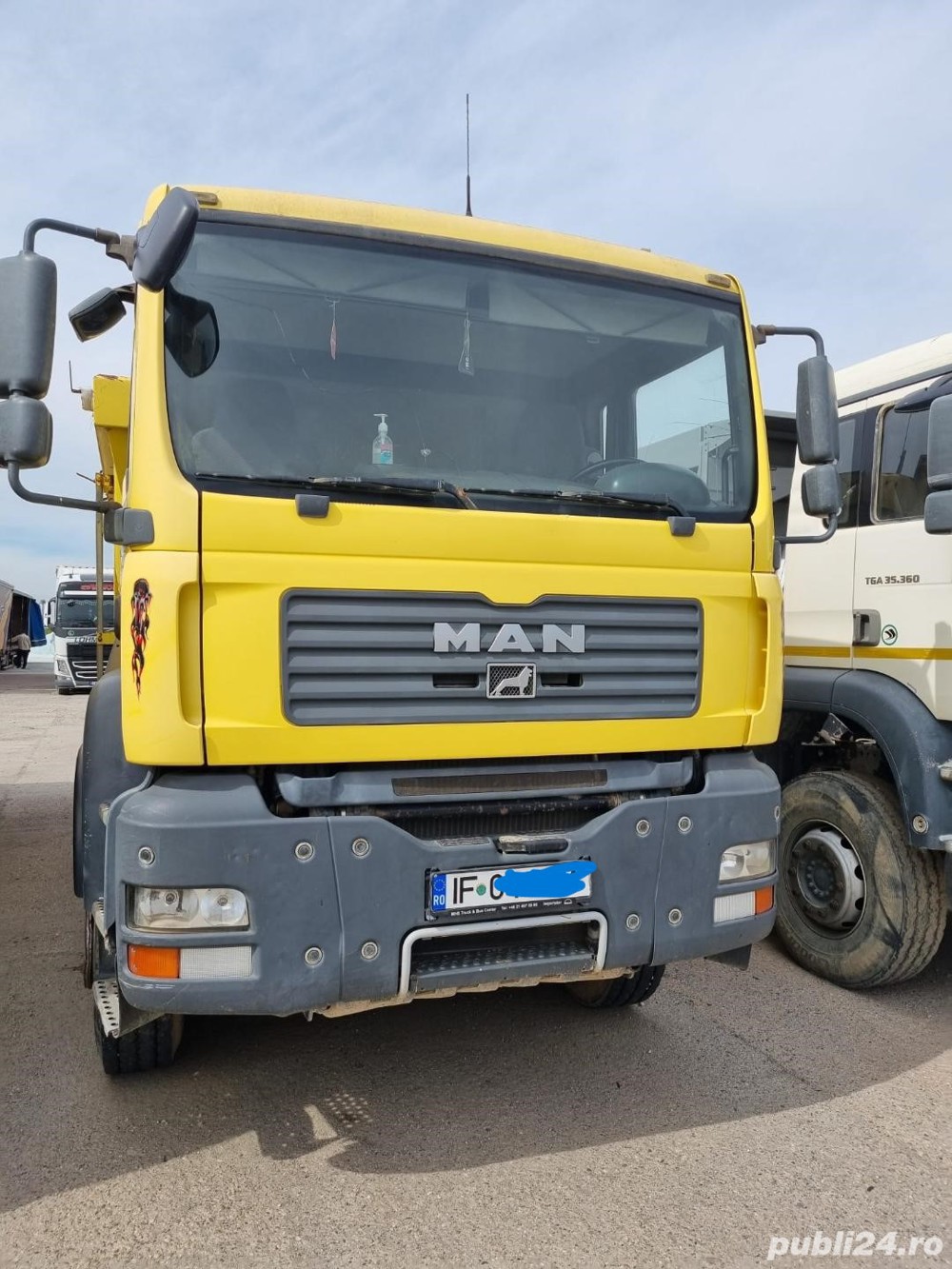 Autobasculanta MAN 8x4