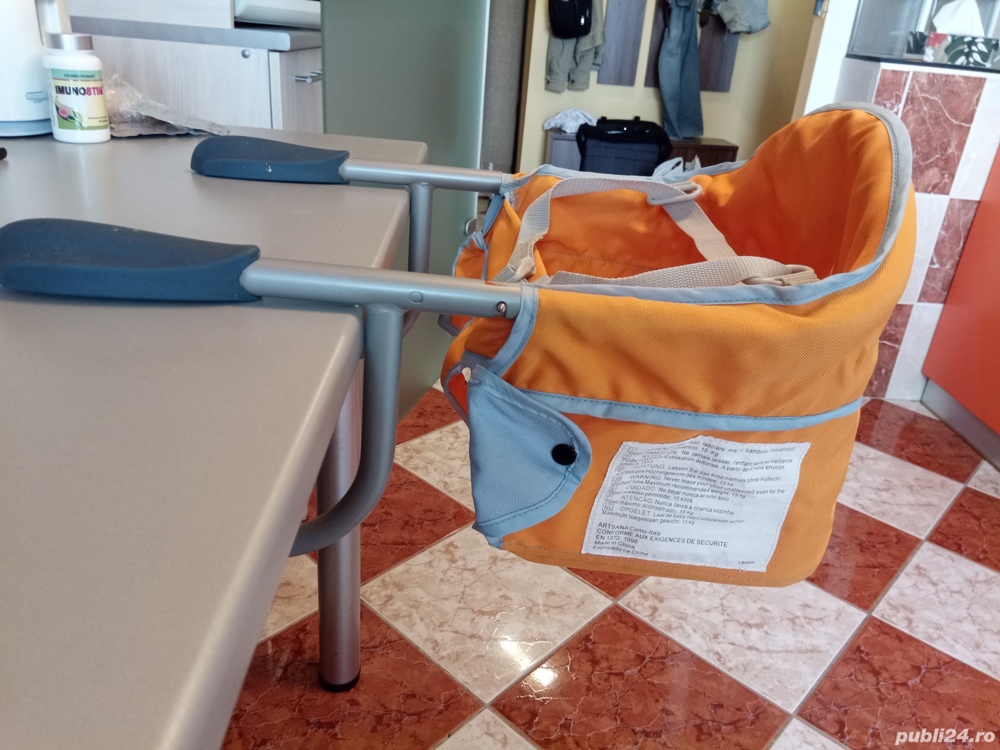 CHICCO - Scaun de masa pt voiaj