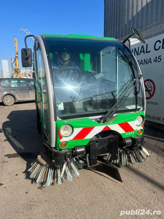 Maturatoare stradala de inchiriat 2008 Bucher, perfect functionala