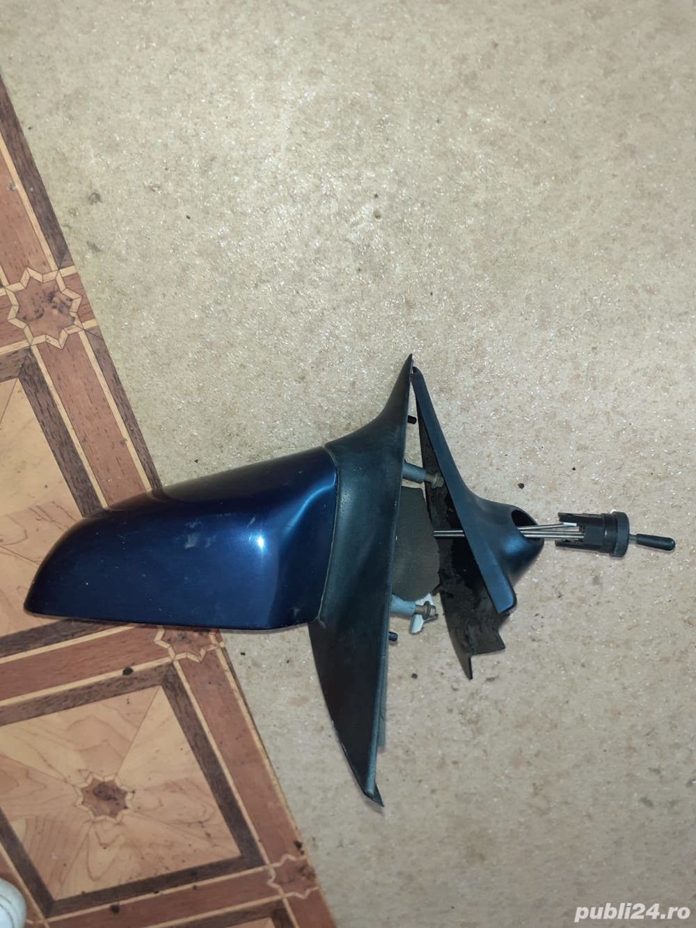 Oglindă stânga Ford Escort