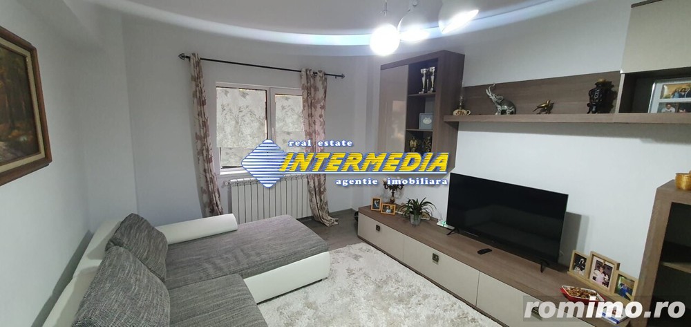 Apartament 2 camere decomandat 61 mp. Alba Iulia complet mobilat si utilat Nou