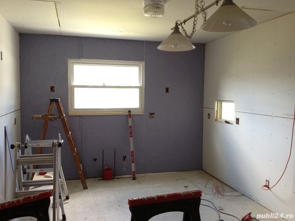 Angajam calificati si necalificati pentru renovari interioare, placari fatade