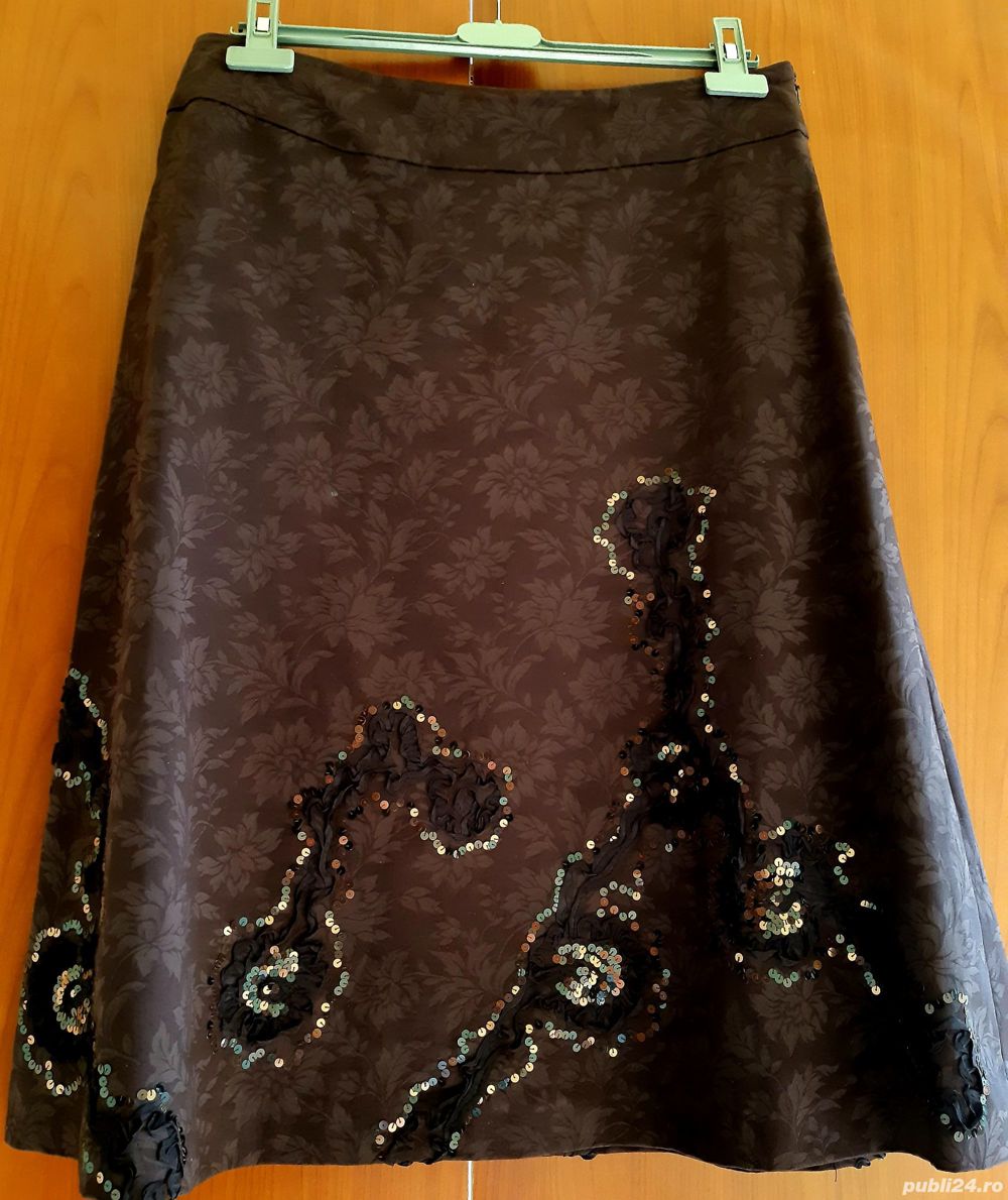 Fusta maro cu paiete (44-46)