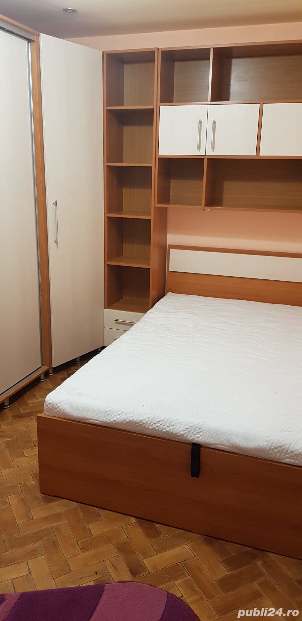 Apartament de închiriat cu 3 camere decomandat 320 euro 