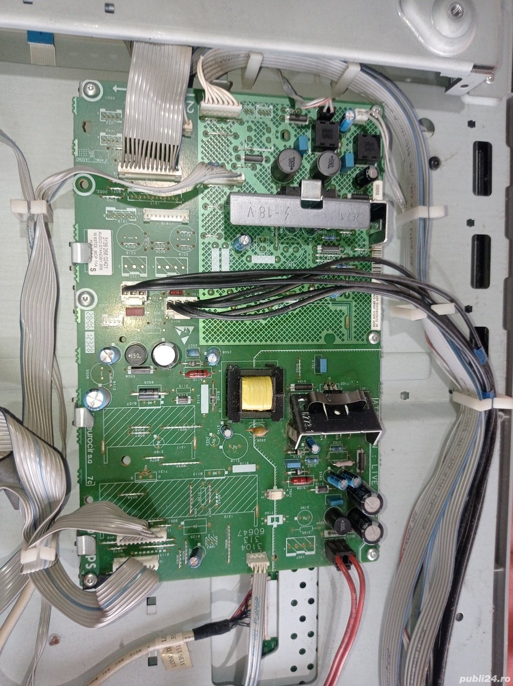 sursa audio  de pe tv Philips 37pf5321 12