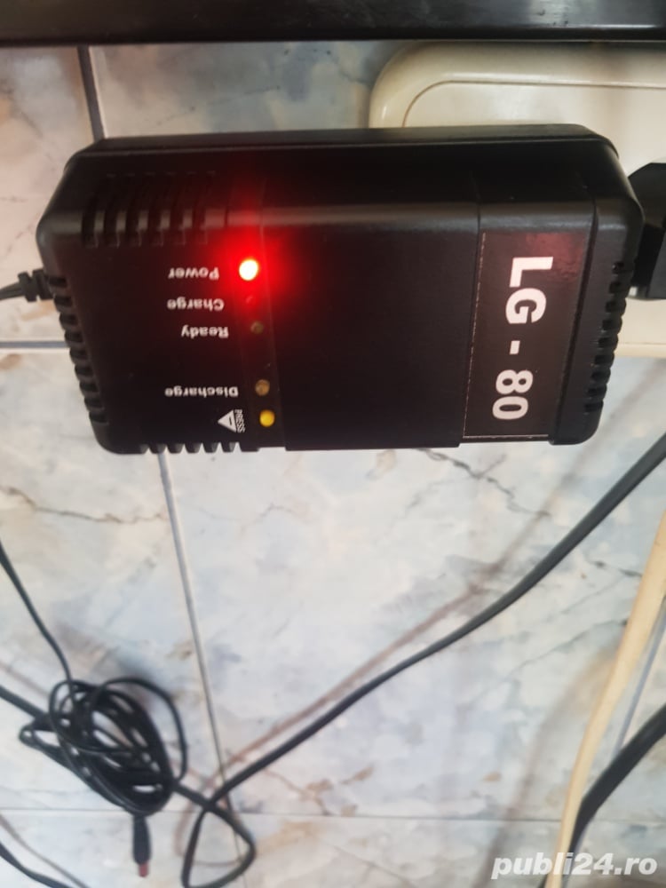 Incarcator Ansmann Traveller ACS110