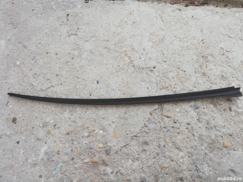 ornament exterior parbriz dreapta vw golf 5 