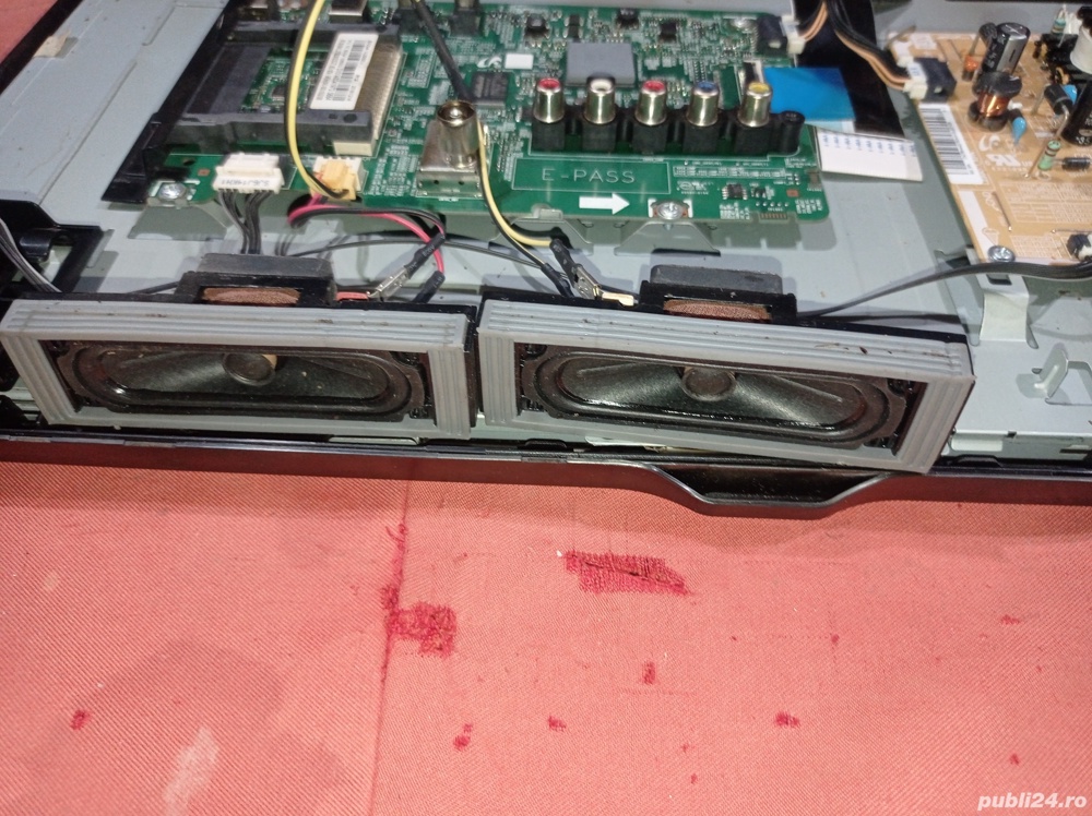 set 2 difuzoare bn96-30339a 12ohm 3w de pe tv Samsung ue22k5000