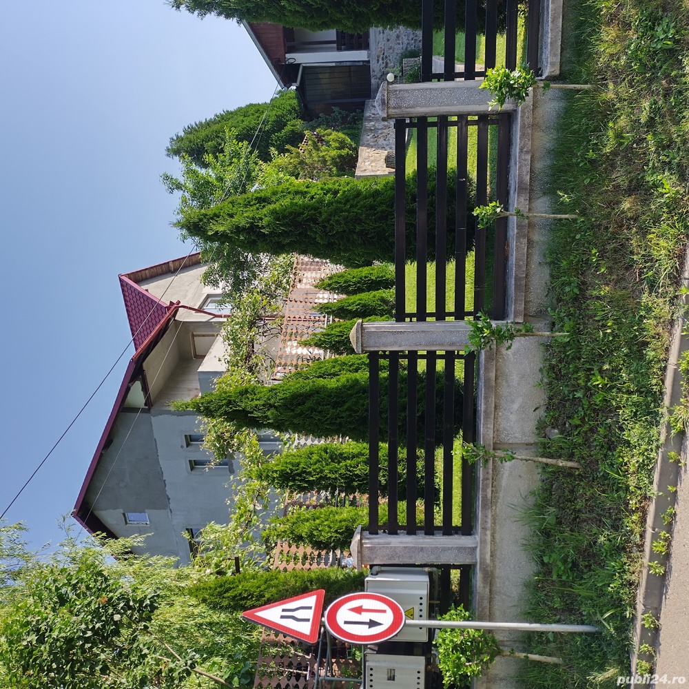 Vilă în mijlocul naturii cu un peisaj încântător și liniște deplină!  PRETABILA PENTRU PENSIUNE!