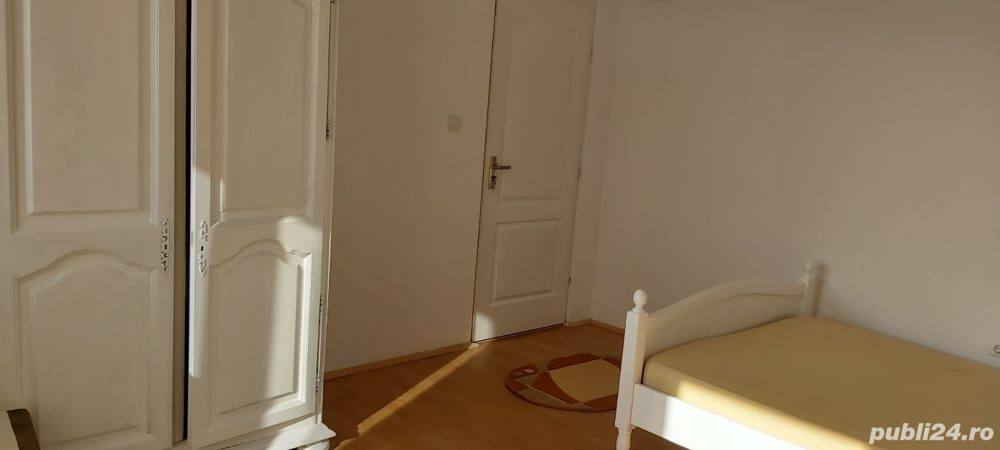 Apartament de închiriat