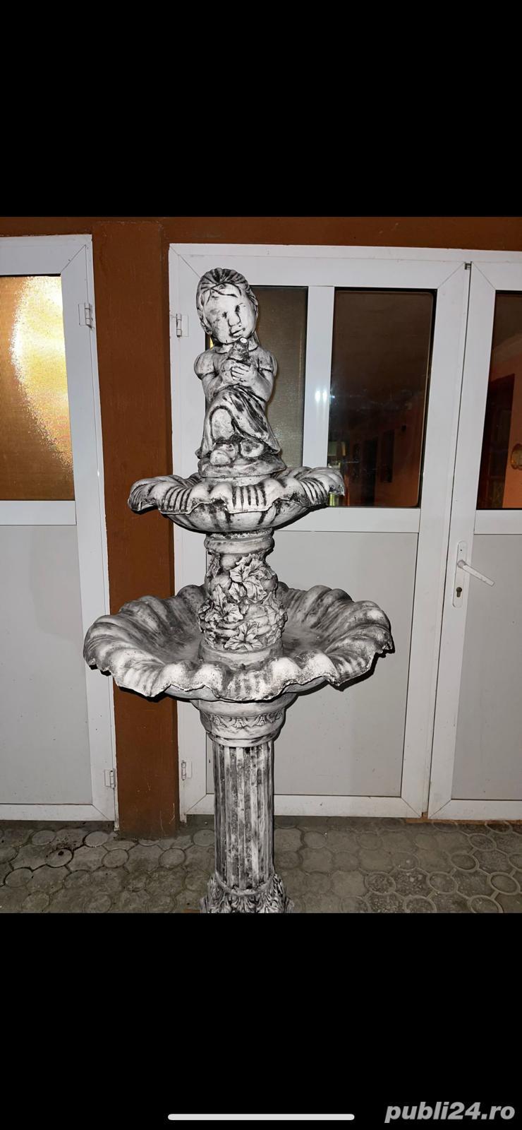 Vând fântâni arteziene