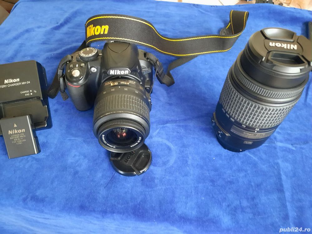 Aparat foto + Obiectiv Nikon DSLR
