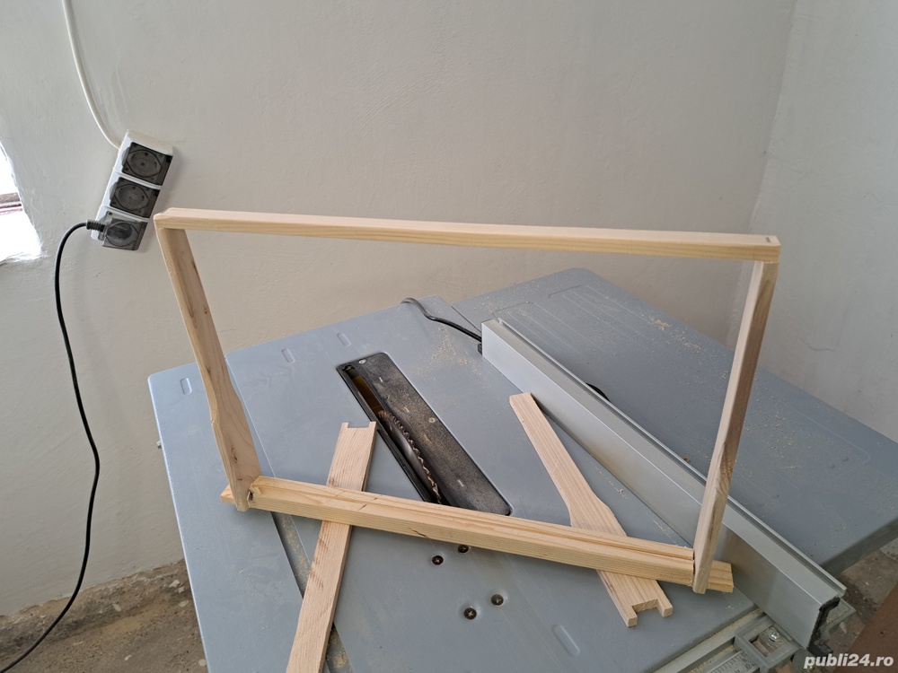 Vând rame pentru albine 