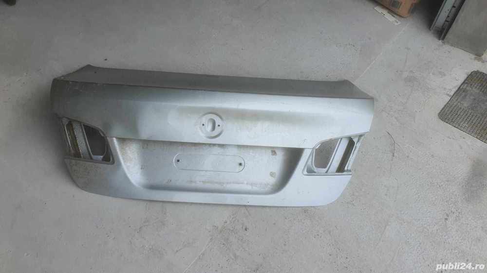 Capota spate/haion BMW seria 5 F10
