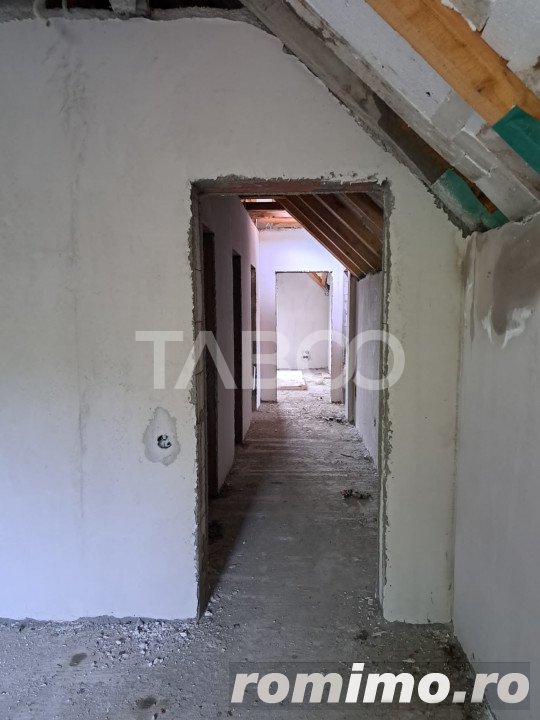 Casa de vanzarere Sibiu zona Gusterita D+P+M teren liber 500 mp 