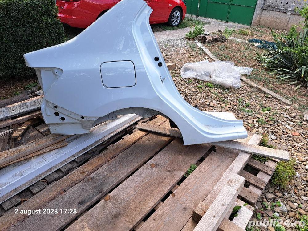 Aripa dreapta spate Dacia Logan 2