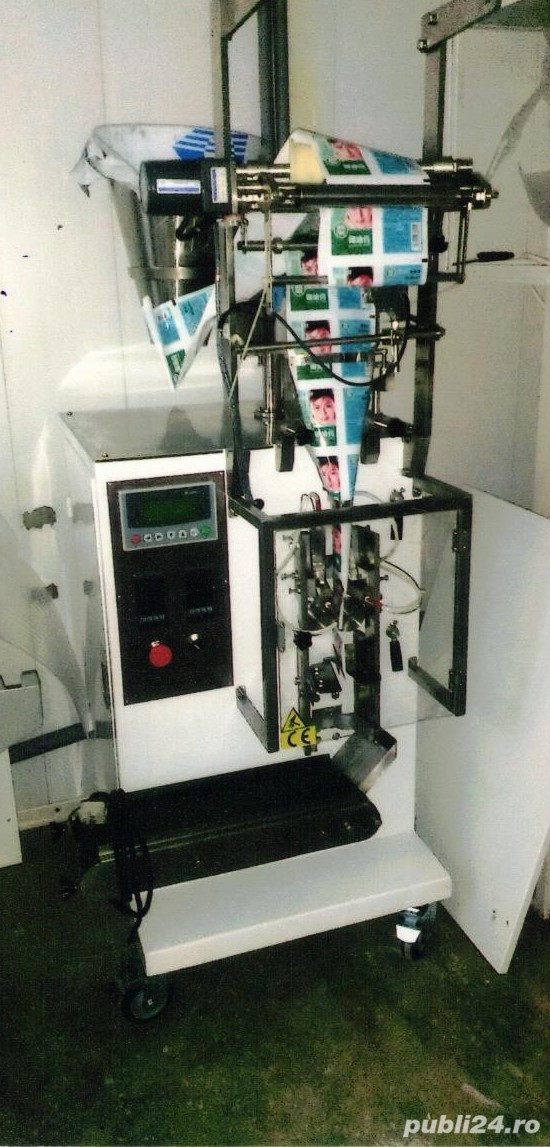 Masina automata de ambalat pliculete cu lipire pe 3 laturi= model KP240G granulate si KP240 vascoase