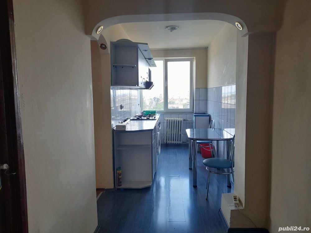 O camera in apartament cu 2 camere  in zona Garii si  in Decebal 