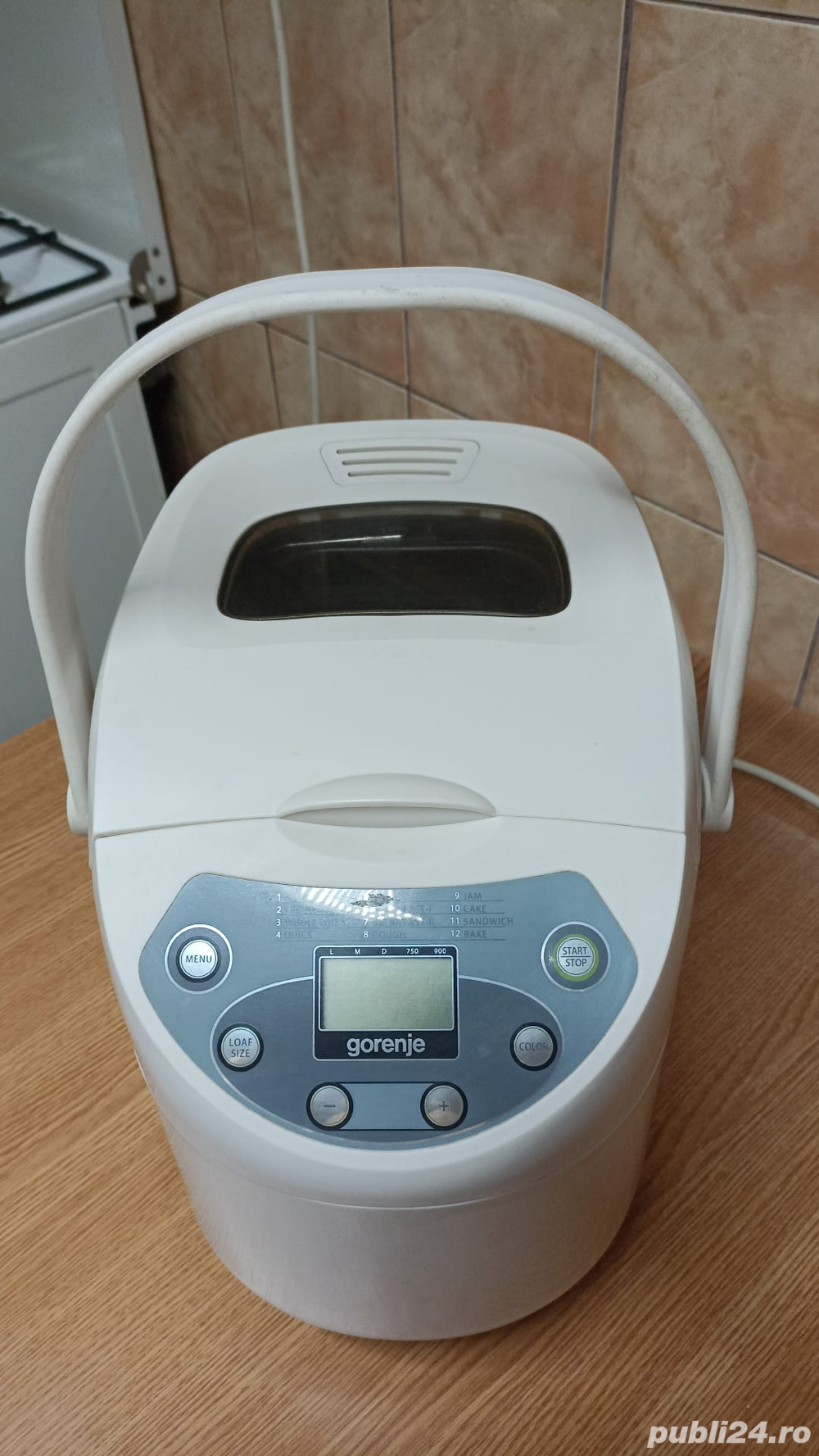 Mașină de copt pâine Gorenje BM900W   12 programe, puțin folosită, 100% funcțională