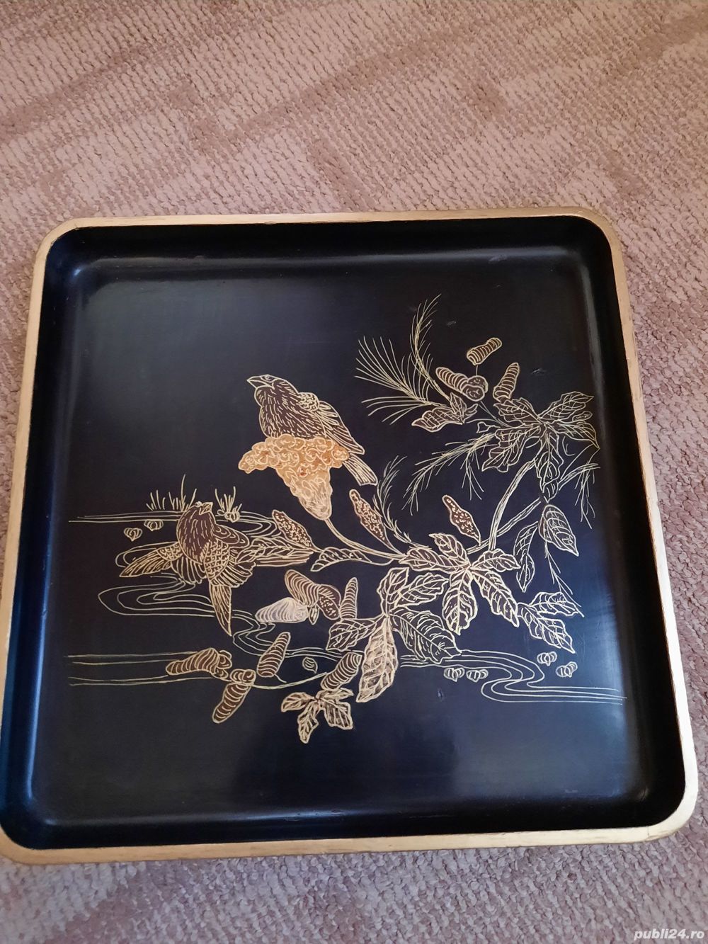 Tava veche chinezească, din lemn pictat