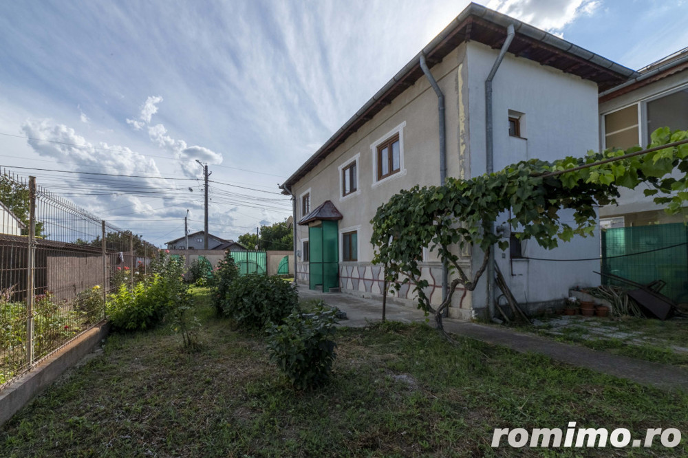 Tartasesti,str. Principala, 3040 mp teren, P+1, casa 1998, deschidere 12 m