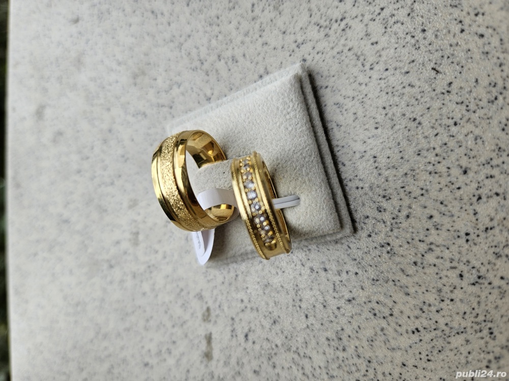 Verighete placate cu aur