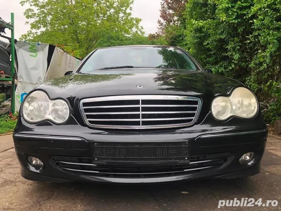 Dezmembrari Mercedes C-Class W203 2006