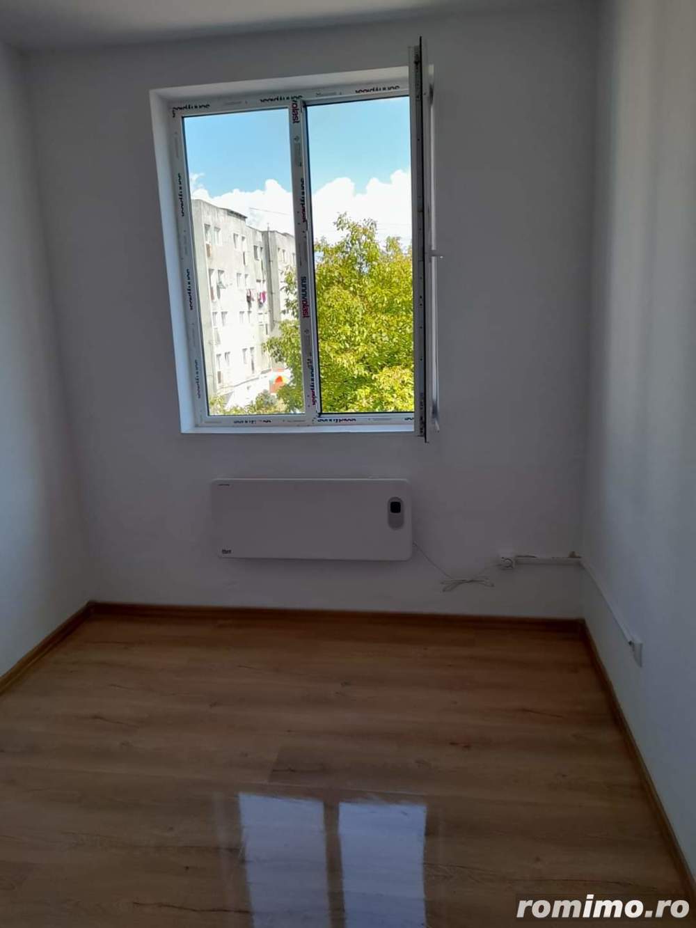 Apartament cu 2 camere Stei. Strada Garofitei.