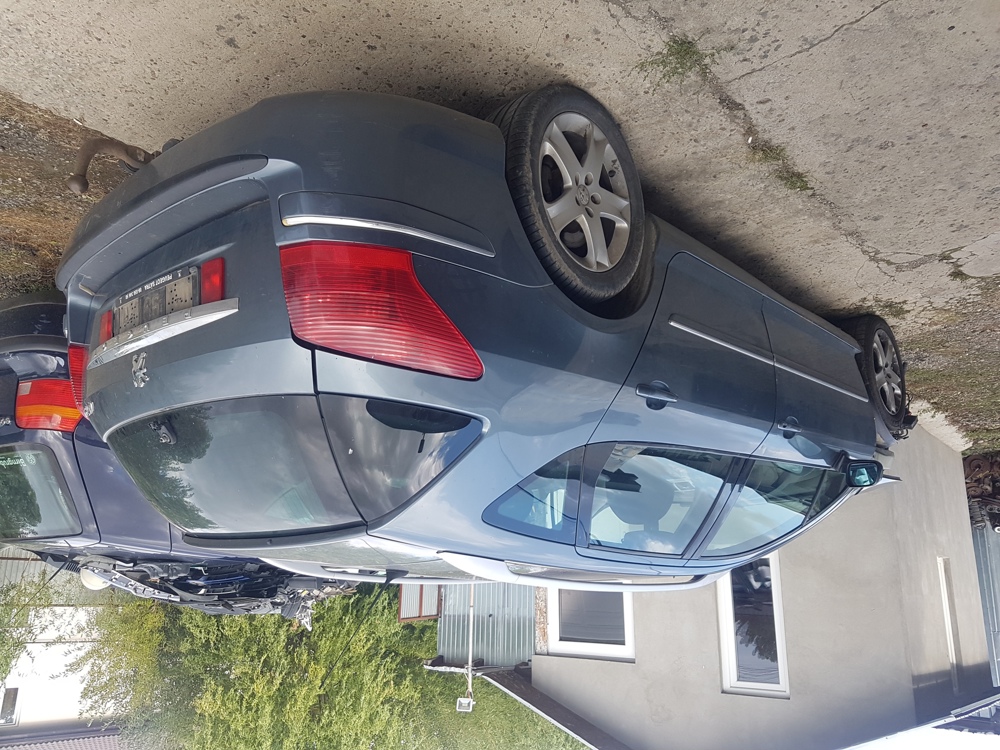 Dezmembrez peugeot 407 motor 2.2 hdi