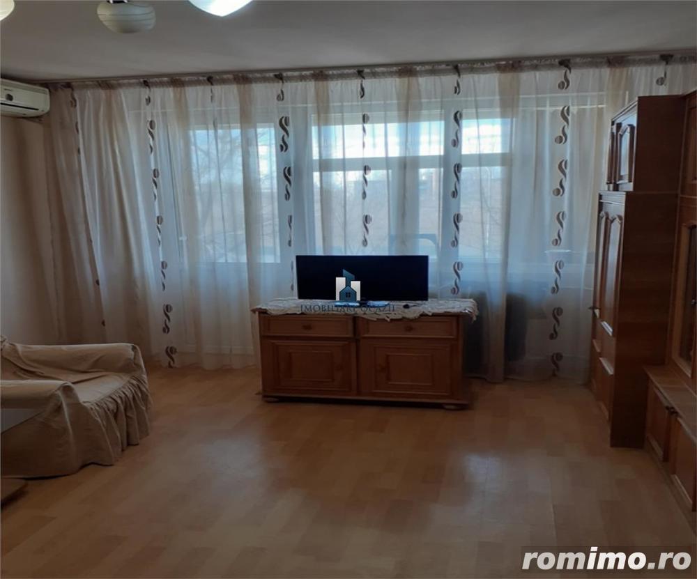 Vanzare Apartament 3 Camere Decomandat Sos.Giurgiului