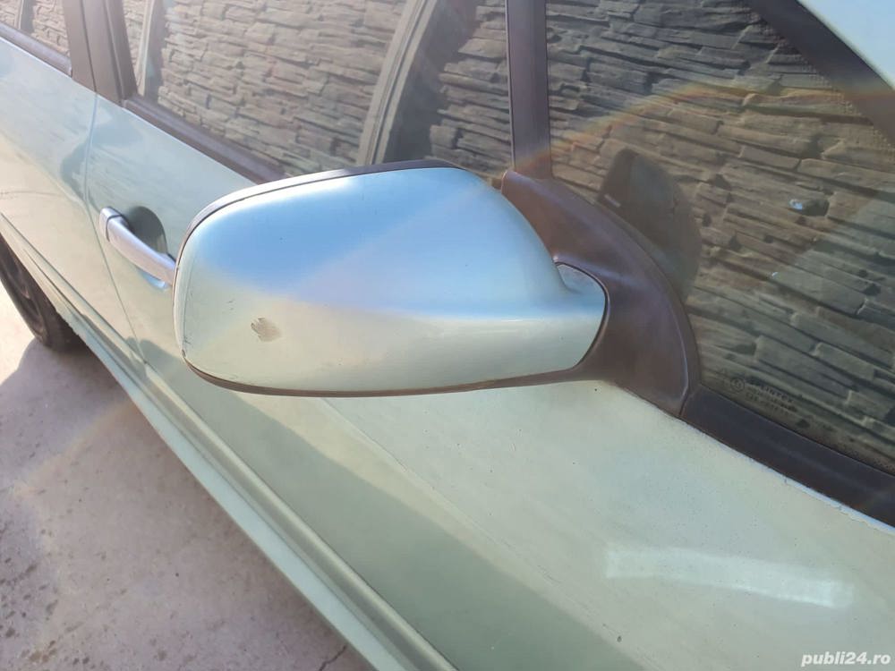 Oglinda dreapta PEUGEOT 307 an 2005