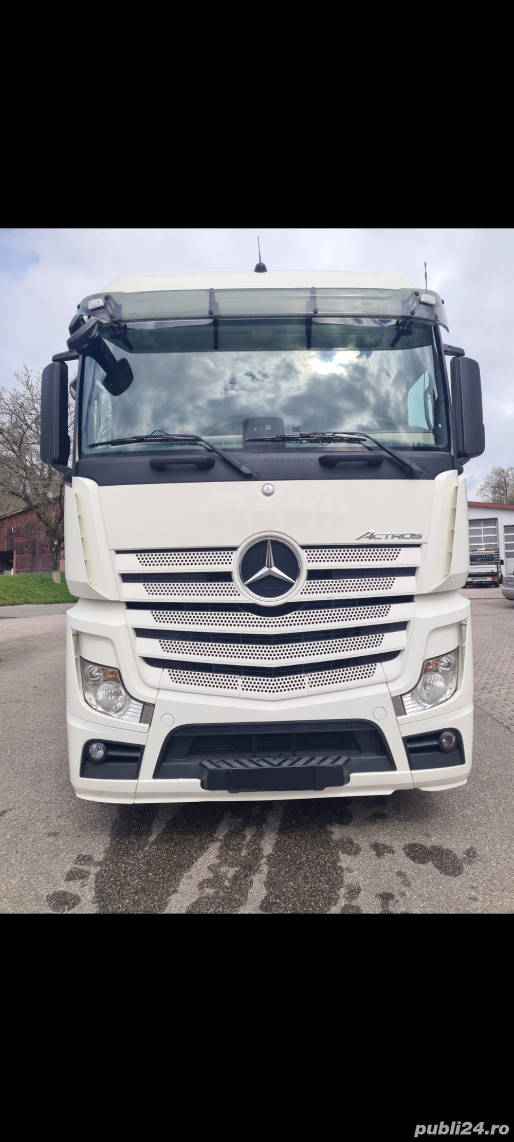 Vand schimb Mercedes-Benz 2015 Euro 6 Prelata  Vand schimb Mercedes-Benz 2015 Euro 6 Prelata