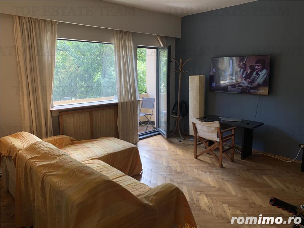 Apartament cu 2 camere de vanzare, Parc Cismigiu, centrala si balcon