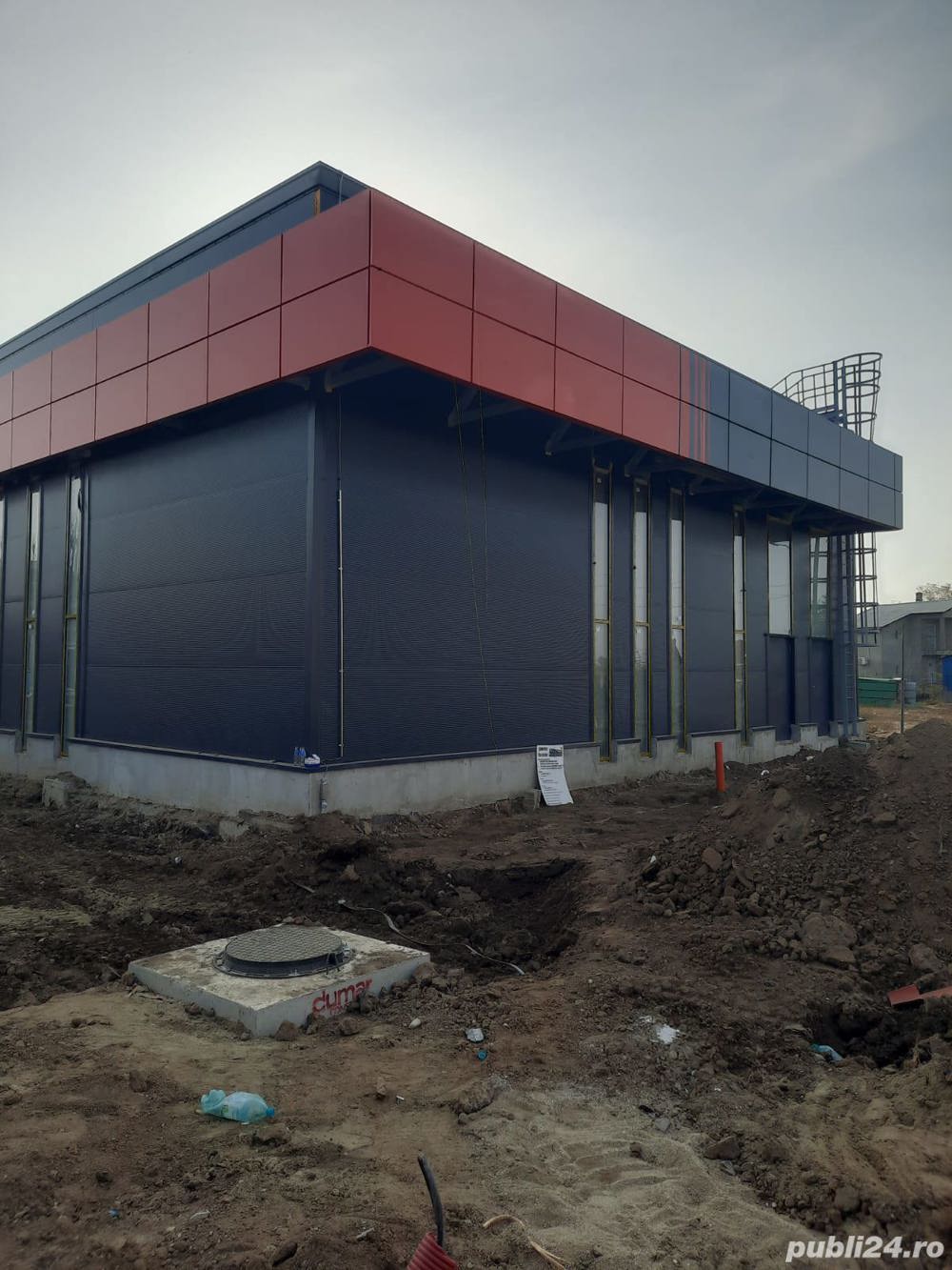 Angajam lacatusi cu experienta in montaj panouri si structuri metalice