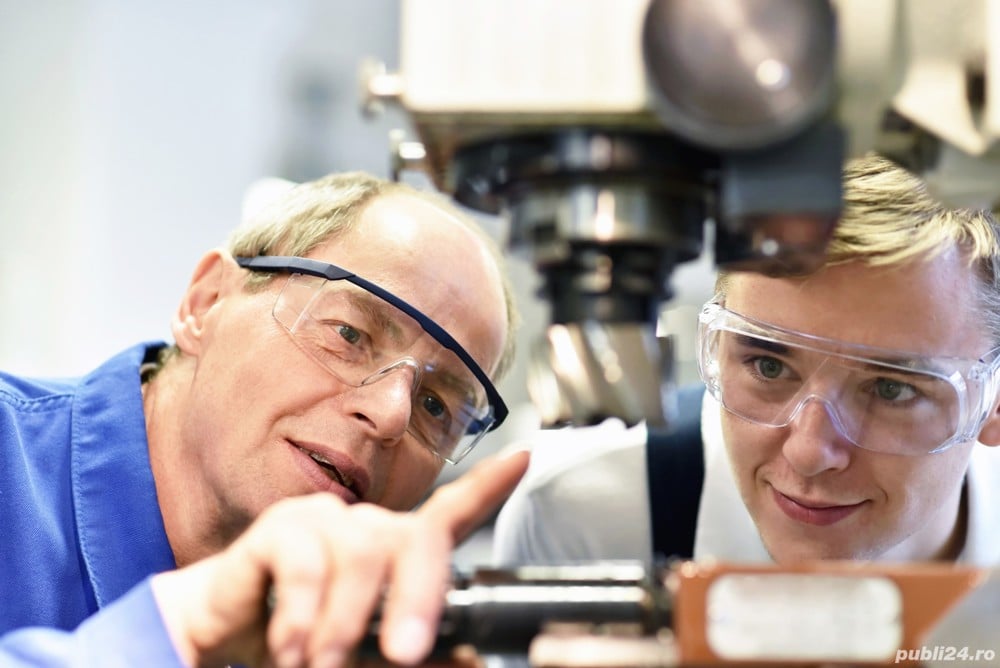 Manpower angajeaza operatori productie 