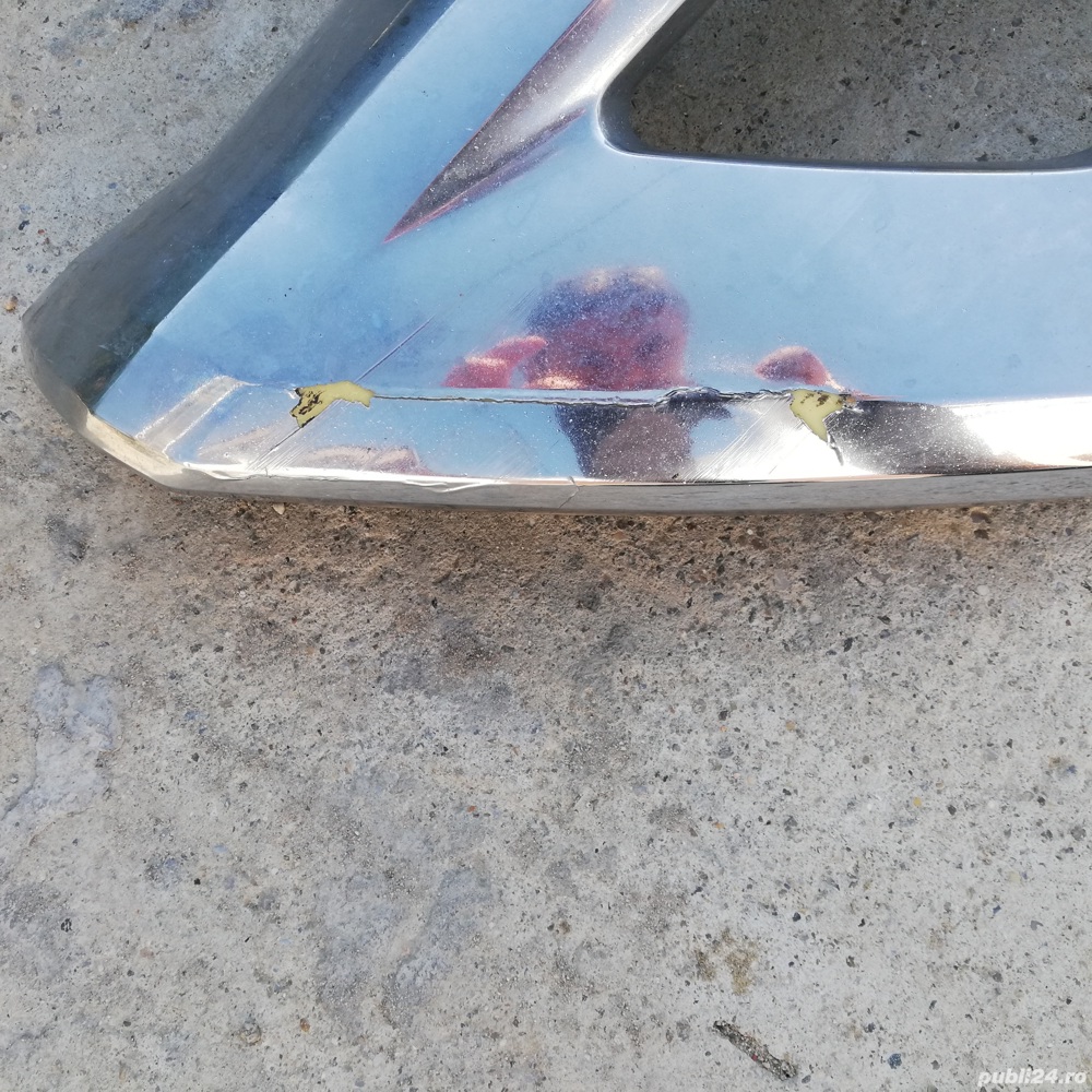 Ornament bara fata Mercedes echipare AMG