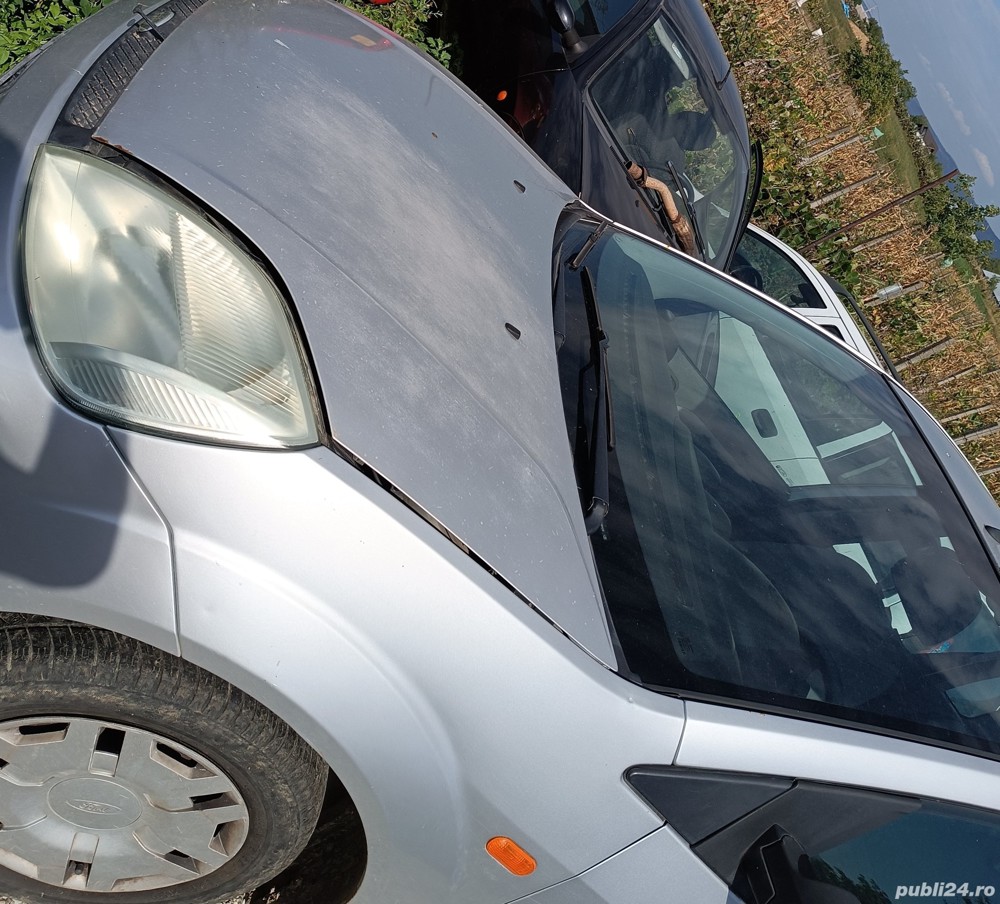Dezmembrez ford fiesta an 2004 disel 14