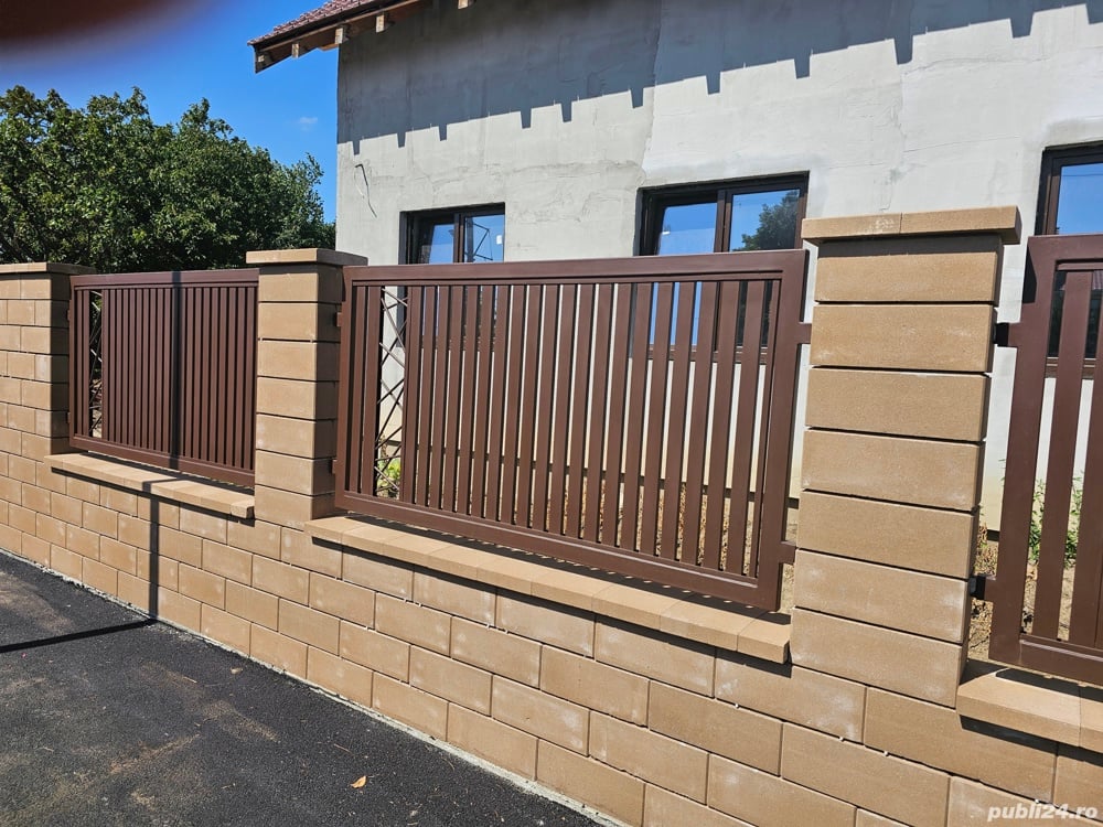 Porti si garduri metalice  tip jaluzea - probabil cele mai frumoase garduri !