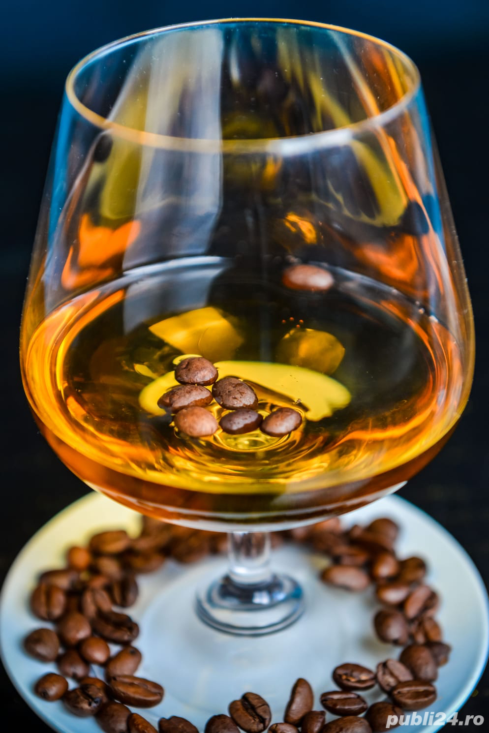 Club Lounge&Coffee,DJ,Barmani,Barmanite,Ospatarite,DJ,Hostess