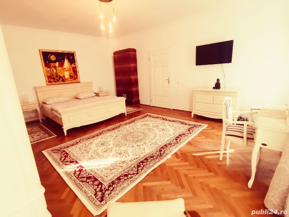 inchiriez apartament  ultracentral Sibiu la vila   I rent an ultra-central Sibiu apart