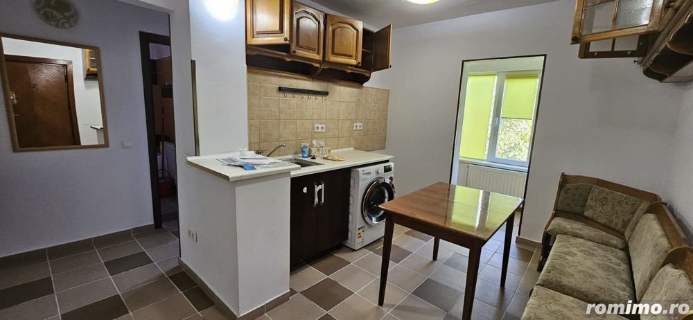  Apartament cu 2 Camere decomandate cu centrala proprie