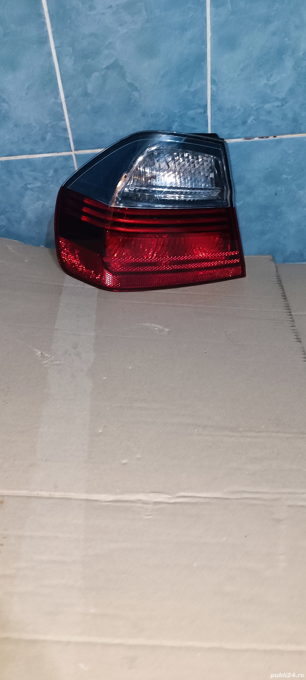 Stop stanga Bmw seria 3 E90 63210406879