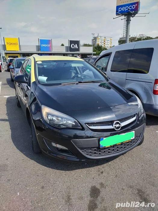 Autoturism OPEL ASTRA și icență TAXI cu societate și autoturism Autoturism OPEL ASTRA și icență TAXI cu societate și autoturism