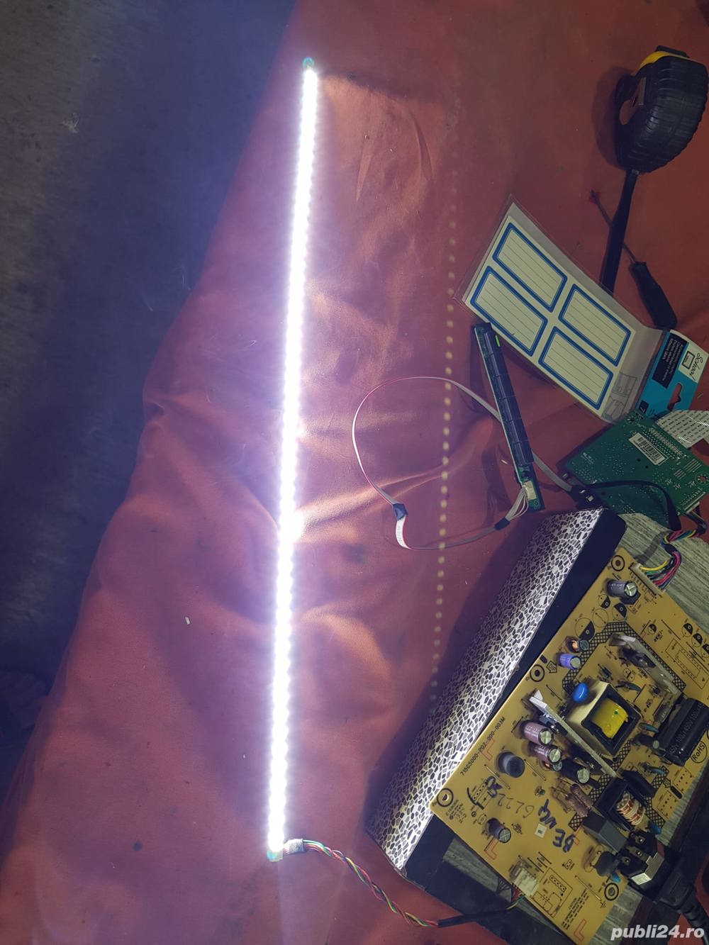 bareta led tc(m215hge-p02)-215h-40141304 de pe monitor Benq gl2250-t