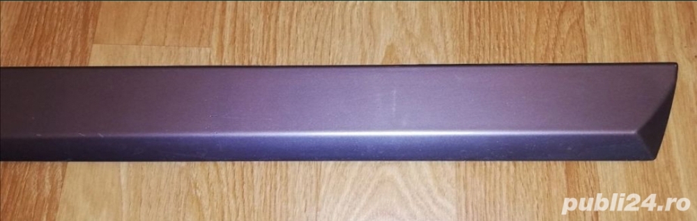 Ornament bandou exterior inferior + mâner exterior ușă dreapta spate Audi A4 B7