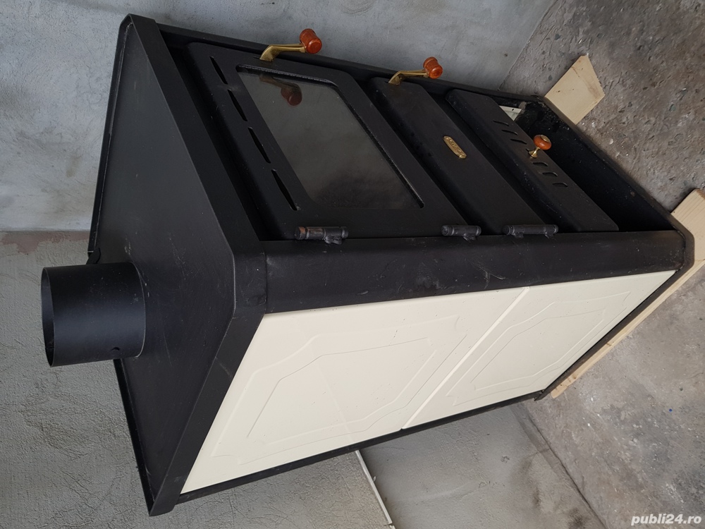 Centrala pe lemne și carbuni.