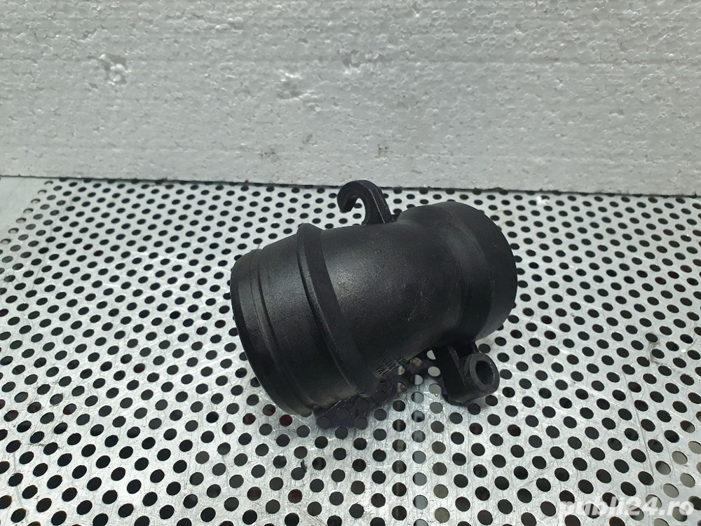 Racord tubulatura turbina cupla turbo VW GOLF 5 6 PASSAT B6 B7 CC AUDI SKODA SEAT 3C0 129 635
