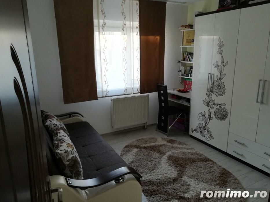 De vanzare apartament cu 2 camere zona Sagului