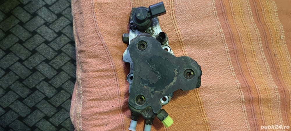 Pompa inalte 2.2 cdi Mercedes w203; w211; w220, 0445010078 A6460700101