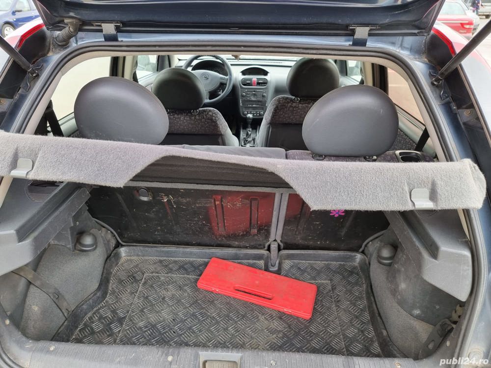 Dezmembrez Opel corsa c